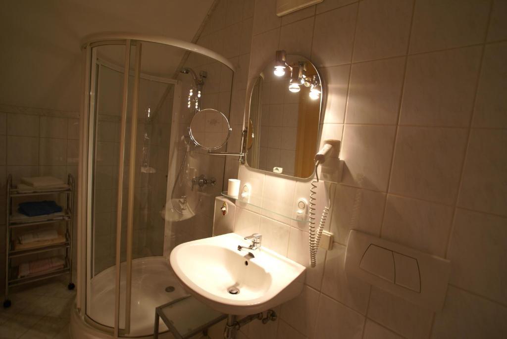 Appartement Zur Post Ferlach Oda fotoğraf